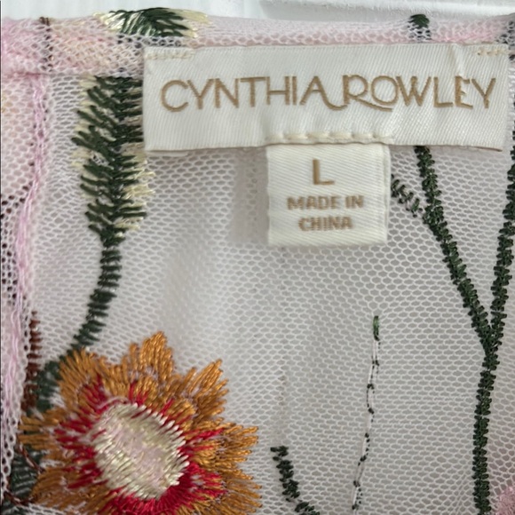 Cynthia Rowley Floral Flutter Sleeve Blouse - Picture 3 of 4